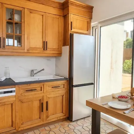Holiday home Les Embruns - House With Sea View - - 10p *